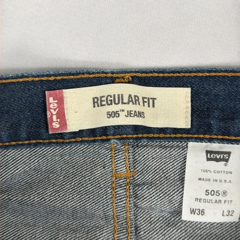 Vintage Levi's 505 Regular Fit Jeans Made in USA W36 L32‎ Dark Wash Blue